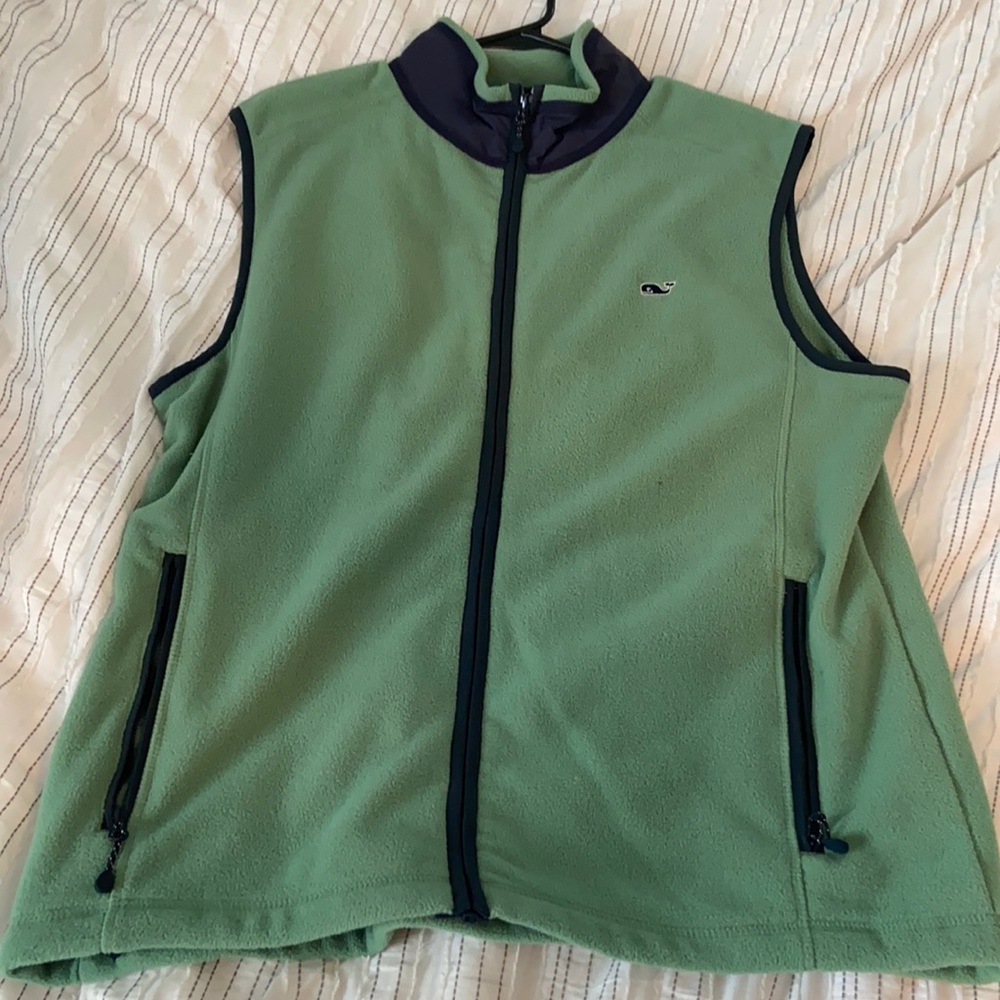 MENS VINEYARD VINES VEST